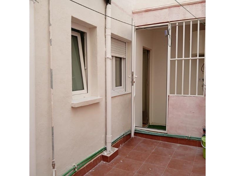 Apartamento de 3 habitaciones en Torrevieja en venta - 130.000 € (Ref: 10182946)