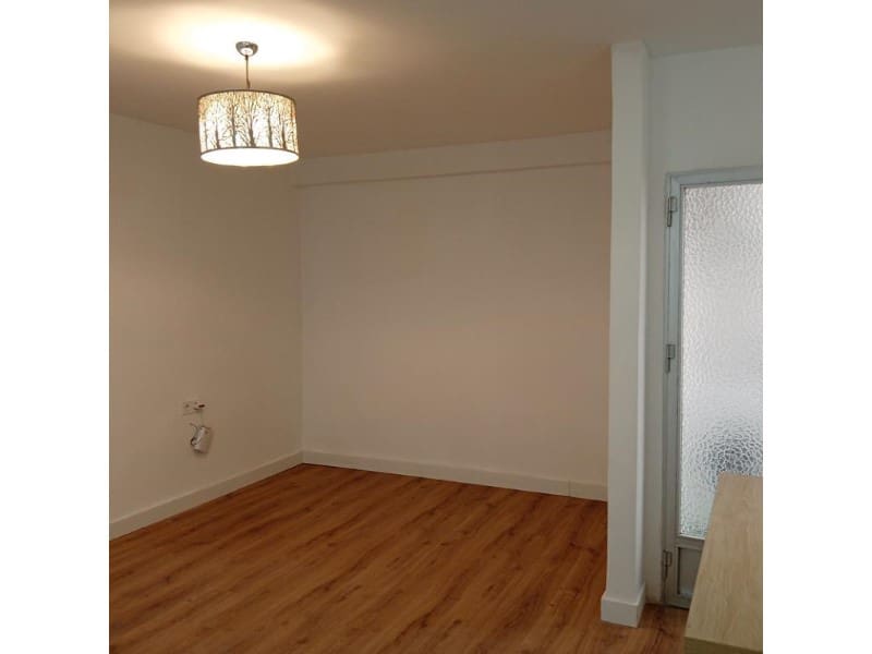Apartamento de 3 habitaciones en Torrevieja en venta - 130.000 € (Ref: 10182946)