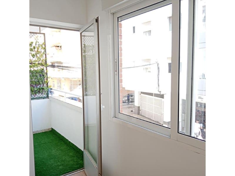 Apartamento de 3 habitaciones en Torrevieja en venta - 130.000 € (Ref: 10182946)