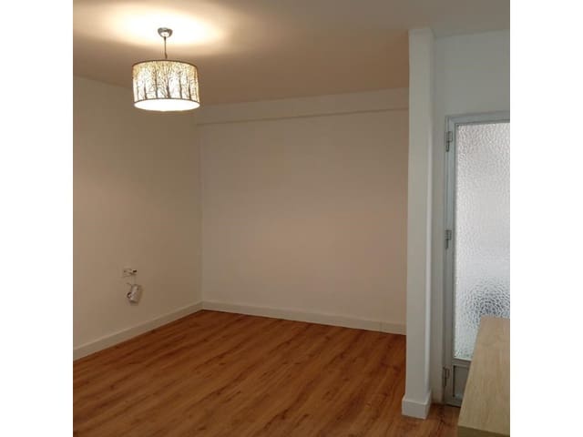 Apartamento de 3 habitaciones en El Molino, Torrevieja en venta - 130.000 € (Ref: 10182946)
