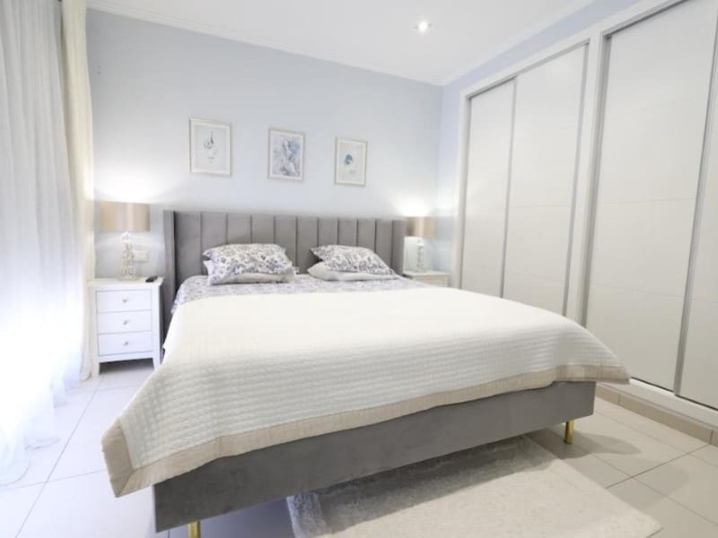Casa de 3 habitaciones en Orihuela Costa en venta con piscina garaje - 365.000 € (Ref: 10182947)