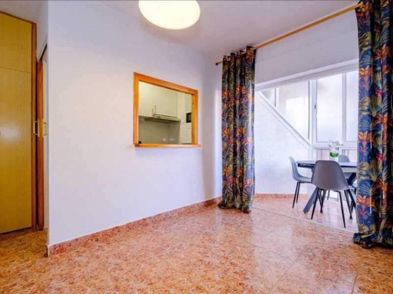 1 soveværelse Lejlighed til salg i Torrevieja - € 129.900 (Ref: 10184455)