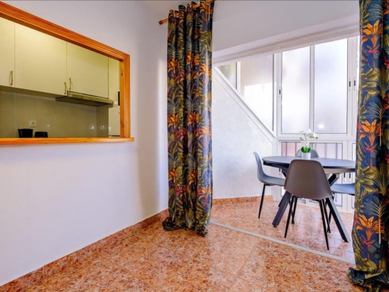 1 soveværelse Lejlighed til salg i Torrevieja - € 129.900 (Ref: 10184455)