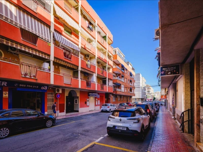 1 soveværelse Lejlighed til salg i Torrevieja - € 129.900 (Ref: 10184455)