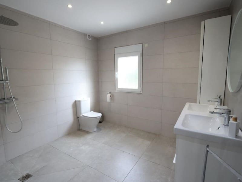 5 soverom Villa til salgs i Torrevieja med svømmebasseng garasje - € 599 000 (Ref: 10184456)