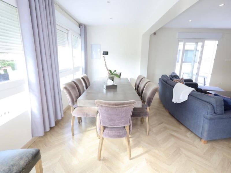 5 soverom Villa til salgs i Torrevieja med svømmebasseng garasje - € 599 000 (Ref: 10184456)