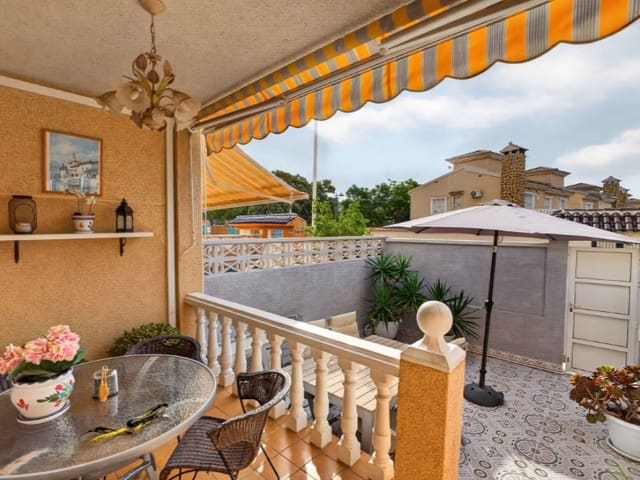 2 slaapkamer Huis te koop in Aguas Nuevas, Torrevieja met zwembad - € 199.000 (Ref: 10184457)
