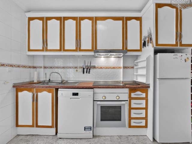 2 slaapkamer Huis te koop in Aguas Nuevas, Torrevieja met zwembad - € 199.000 (Ref: 10184457)