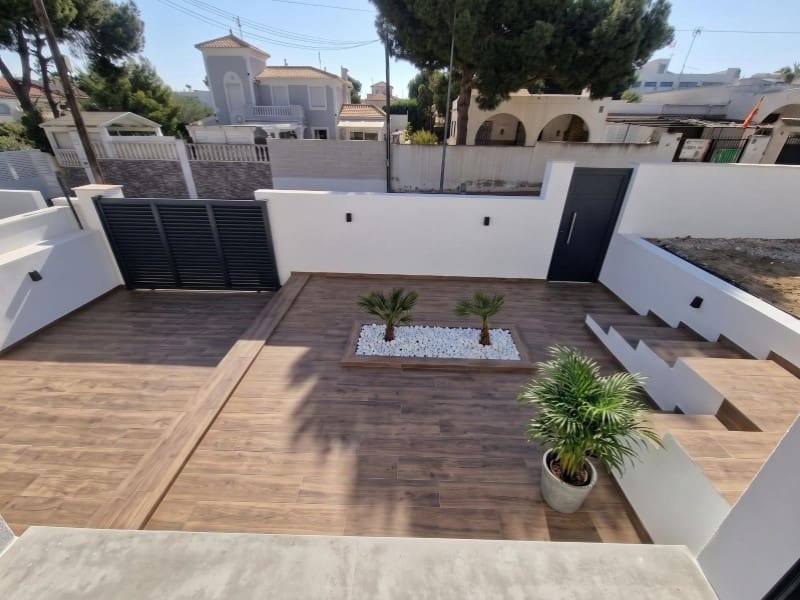 3 soveværelse Villa til salg i Orihuela Costa med swimmingpool - € 560.000 (Ref: 10184458)