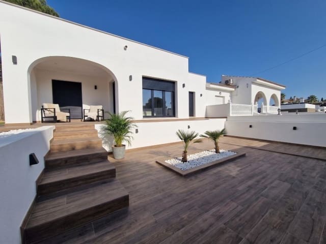 3 soveværelse Villa til salg i Los Balcones - Los Altos, Orihuela med swimmingpool - € 560.000 (Ref: 10184458)