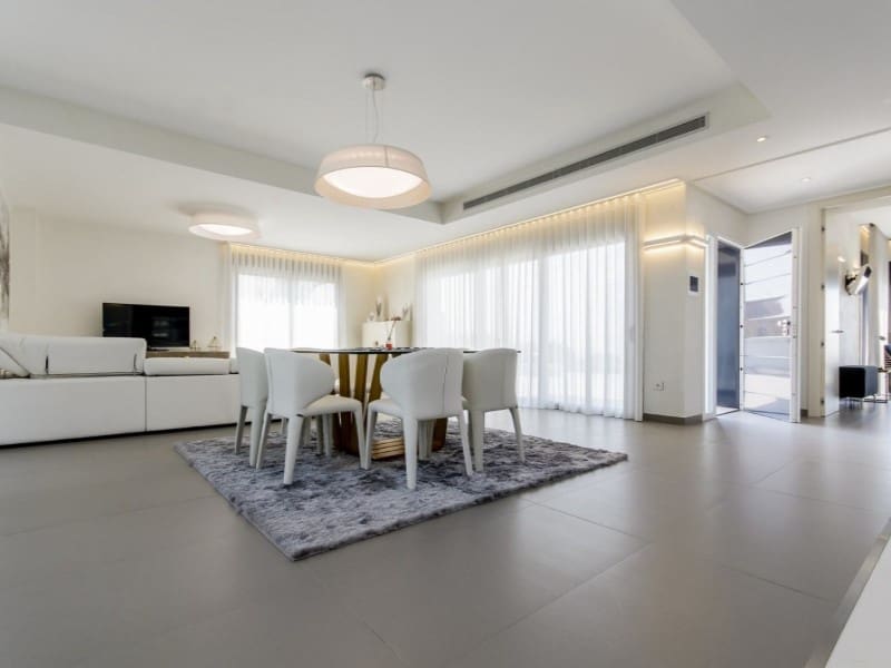 3 soveværelse Villa til salg i Orihuela Costa med swimmingpool - € 1.195.000 (Ref: 7792824)