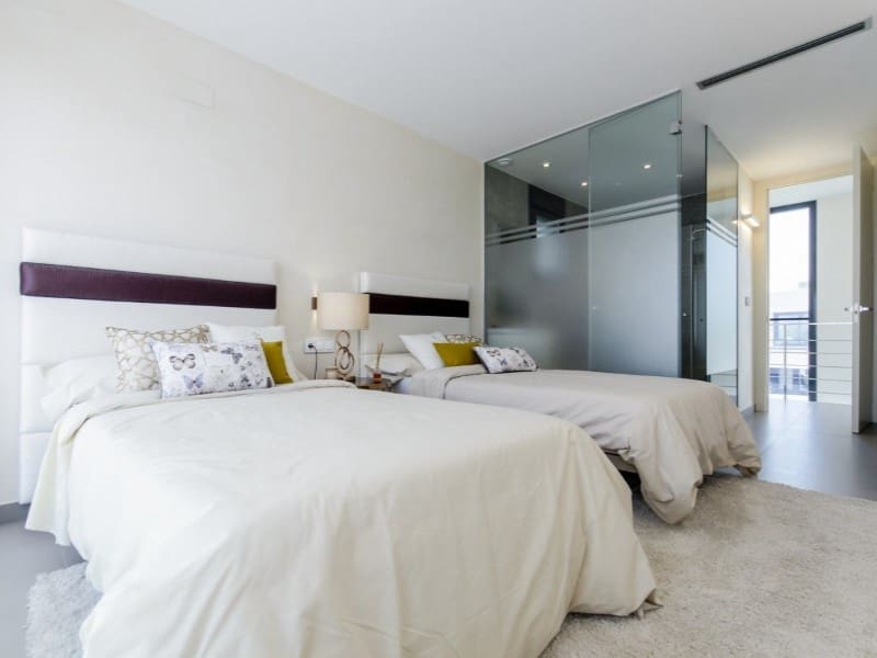 3 soveværelse Villa til salg i Orihuela Costa med swimmingpool - € 1.195.000 (Ref: 7792824)