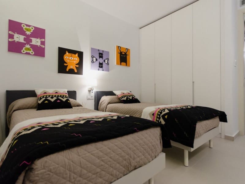 4 sypialnia Willa na sprzedaż w Orihuela Costa z basenem - 1 195 000 € (Ref: 7792825)