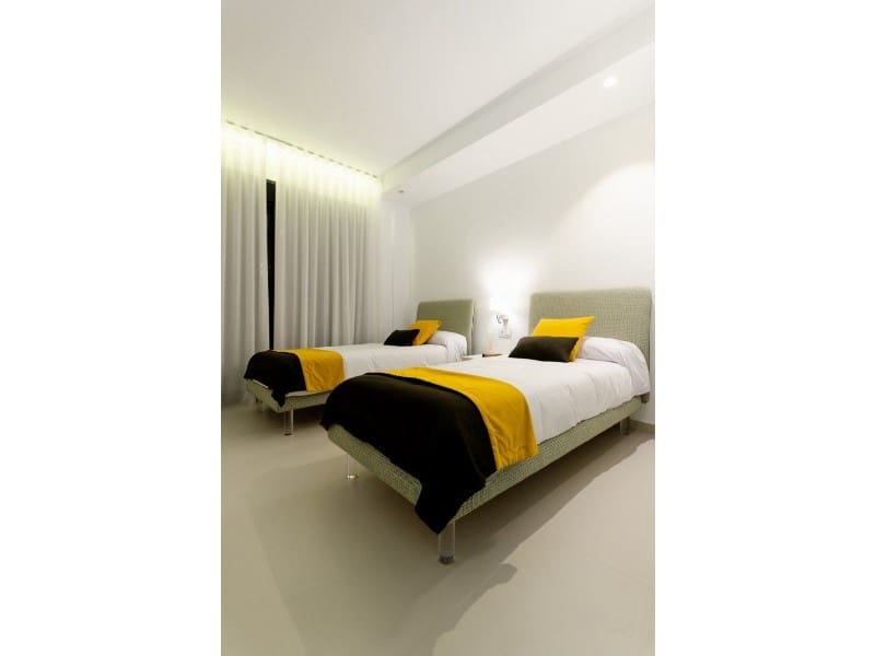 4 sypialnia Willa na sprzedaż w Orihuela Costa z basenem - 1 195 000 € (Ref: 7792825)