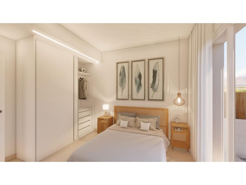 Chalet de 3 habitaciones en Pilar de la Horadada en venta con piscina - 489.000 € (Ref: 7866246)