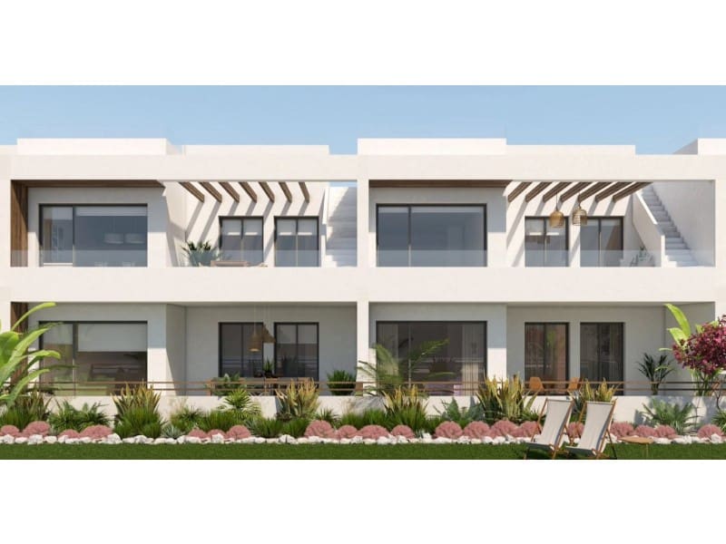 2 quarto Bungalow para venda em Torrevieja com piscina - 380 000 € (Ref: 7893791)