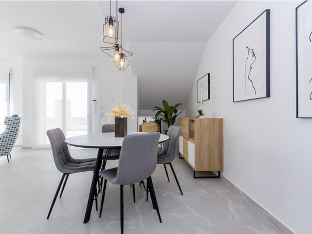 3 chambre Bungalow à vendre à San Miguel de Salinas avec piscine - 415 000 € (Ref: 7893992)