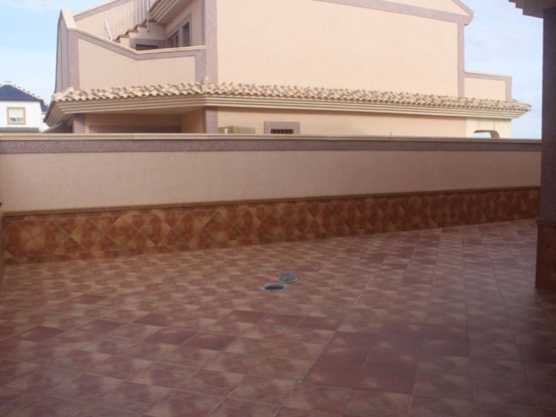 2 sovrum Hus till salu i Torrevieja med pool - 330 000 € (Ref: 7915502)