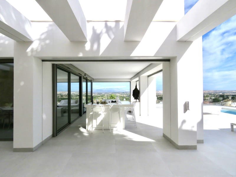 4 soverom Villa til salgs i Rojales med svømmebasseng garasje - € 1 799 000 (Ref: 7934257)