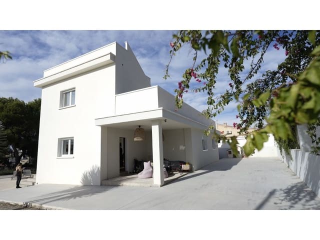 4 chambre Villa/Maison à vendre à Ciudad Quesada, Rojales avec piscine - 549 000 € (Ref: 8017777)