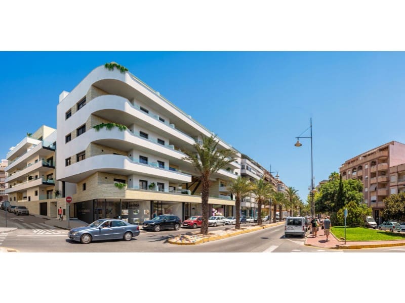 2 sypialnia Apartament na sprzedaż w Torrevieja - 320 000 € (Ref: 8045316)
