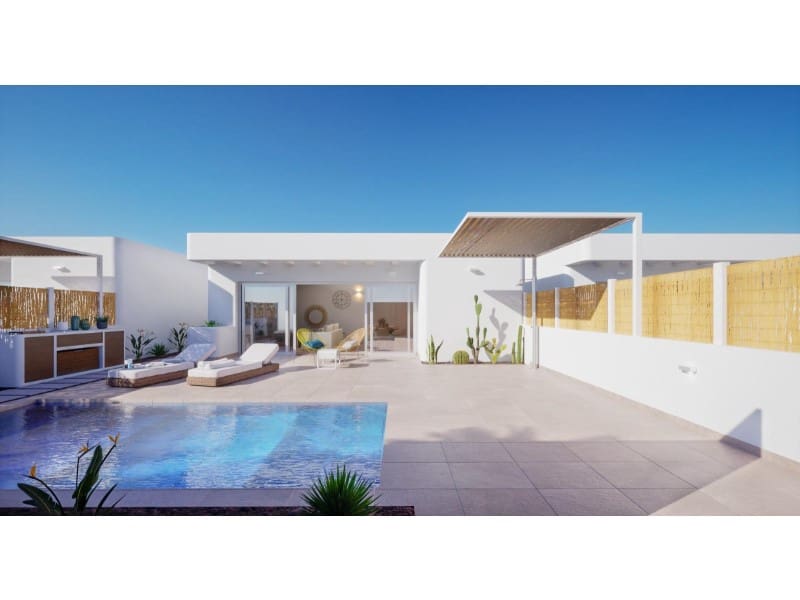 3 sypialnia Willa na sprzedaż w Los Alcazares z basenem - 499 900 € (Ref: 8082871)