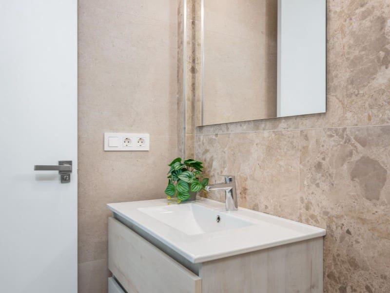 3 sypialnia Willa na sprzedaż w Los Alcazares z basenem - 499 900 € (Ref: 8082871)