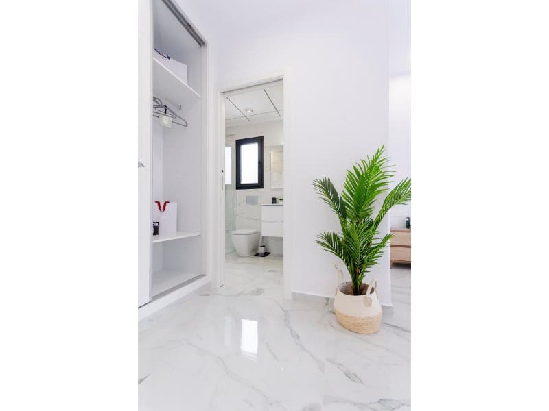 3 sovrum Villa till salu i Torrevieja med pool - 424 000 € (Ref: 8102366)