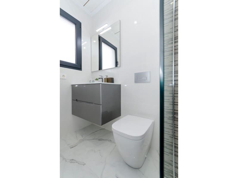 3 sovrum Villa till salu i Torrevieja med pool - 424 000 € (Ref: 8102366)