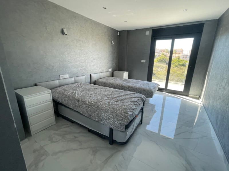 5 sypialnia Willa na sprzedaż w La Mata - 1 140 000 € (Ref: 8140864)