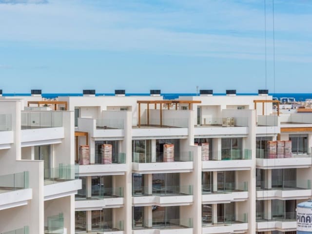 2 slaapkamer Penthouse te koop in Villamartin, Orihuela met zwembad - € 425.000 (Ref: 8155279)