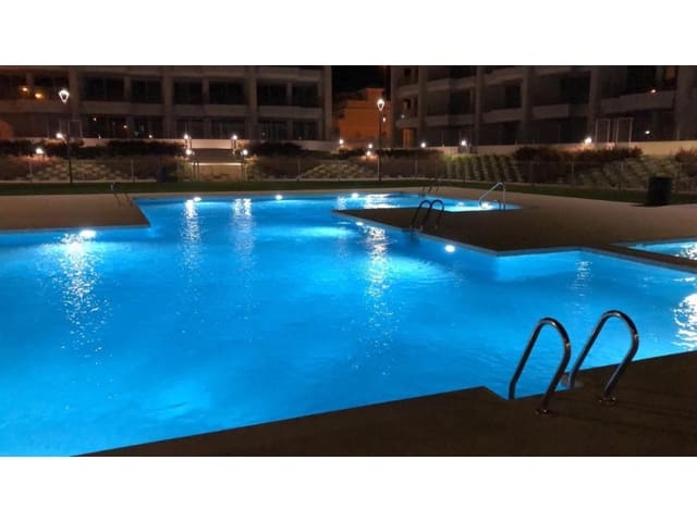 2 slaapkamer Penthouse te koop in Villamartin, Orihuela met zwembad - € 425.000 (Ref: 8155279)