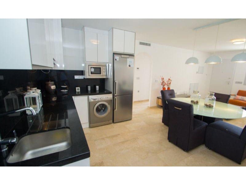 2 soveværelse Lejlighed til salg i Orihuela Costa med swimmingpool - € 255.000 (Ref: 8206997)