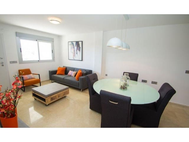 2 sypialnia Apartament na sprzedaż w Blue Lagoon z basenem - 255 000 € (Ref: 8206997)