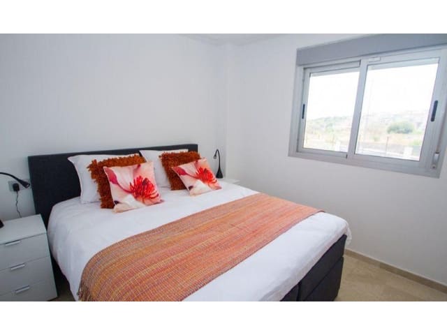 2 sypialnia Apartament na sprzedaż w Blue Lagoon z basenem - 255 000 € (Ref: 8206997)