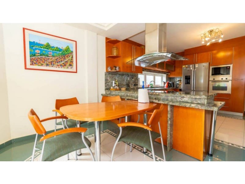 4 sovrum Villa till salu i Aguas Nuevas med pool garage - 995 000 € (Ref: 8220642)