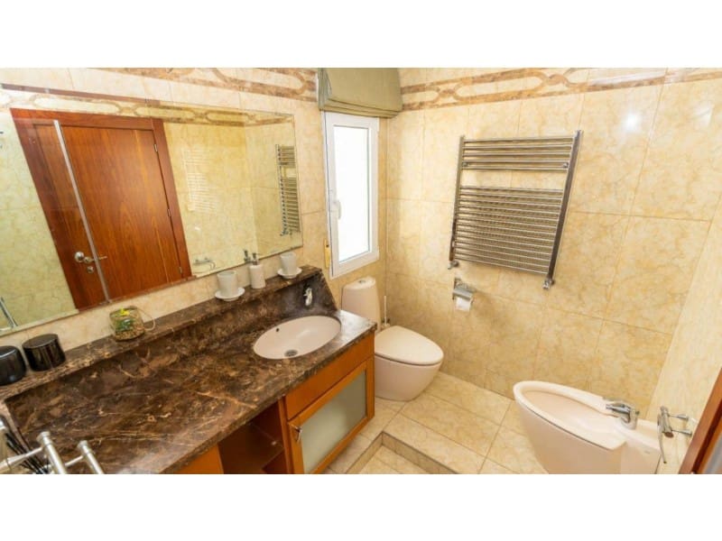 4 sovrum Villa till salu i Aguas Nuevas med pool garage - 995 000 € (Ref: 8220642)