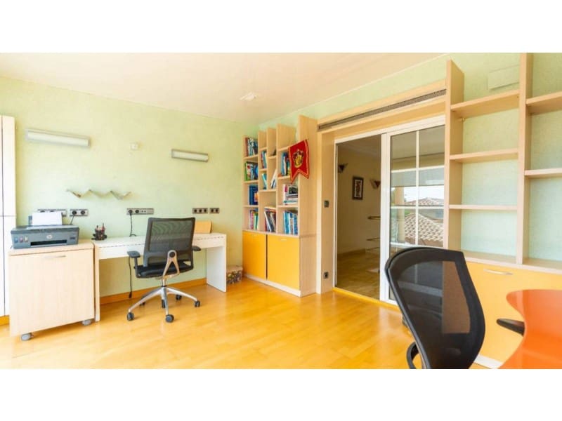 4 sovrum Villa till salu i Aguas Nuevas med pool garage - 995 000 € (Ref: 8220642)