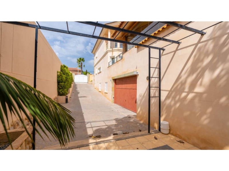 4 sovrum Villa till salu i Aguas Nuevas med pool garage - 995 000 € (Ref: 8220642)