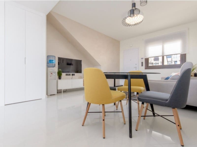 3 soveværelse Bungalow til salg i Torrevieja med swimmingpool - € 290.000 (Ref: 8311575)