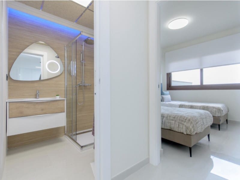 3 soveværelse Bungalow til salg i Torrevieja med swimmingpool - € 290.000 (Ref: 8311575)