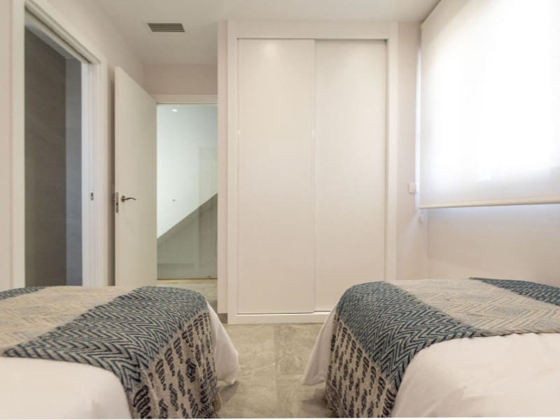 3 bedroom Villa for sale in Pinar de Campoverde with pool - € 474,900 (Ref: 8403730)