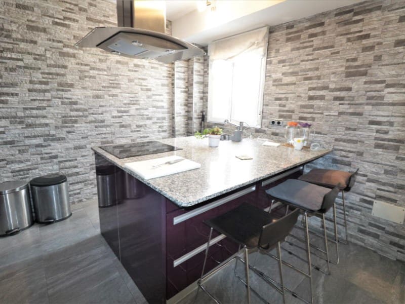 3 makuuhuone Kattohuoneisto myytävänä paikassa Torrevieja - 240 000 € (Ref: 8423631)