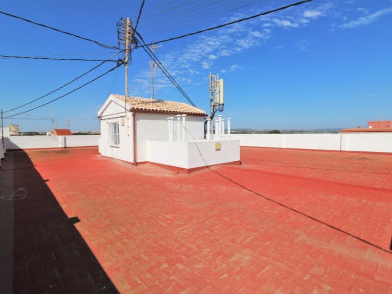 3 makuuhuone Kattohuoneisto myytävänä paikassa Torrevieja - 240 000 € (Ref: 8423631)