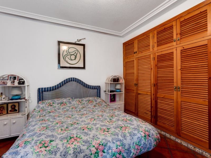 5 Zimmer Villa zu verkaufen in Torrevieja mit Pool - 850.000 € (Ref: 8434568)