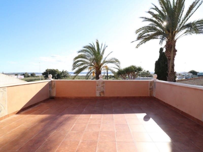 5 Zimmer Villa zu verkaufen in Torrevieja mit Garage - 850.000 € (Ref: 8440747)