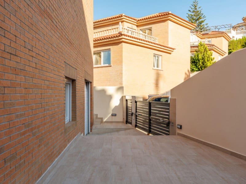 4 Zimmer Villa zu verkaufen in Rojales mit Pool - 549.000 € (Ref: 8549219)