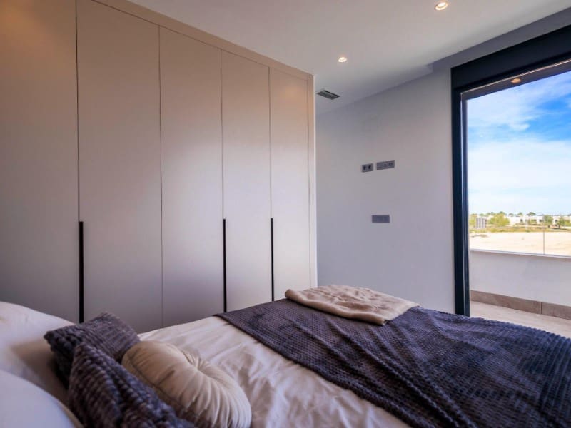 3 sypialnia Willa na sprzedaż w Pinar de Campoverde z basenem - 460 000 € (Ref: 8580274)