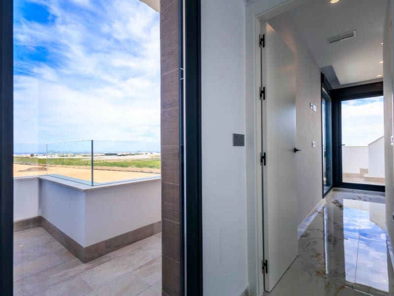 3 bedroom Villa for sale in Pinar de Campoverde with pool - € 399,000 (Ref: 8580287)