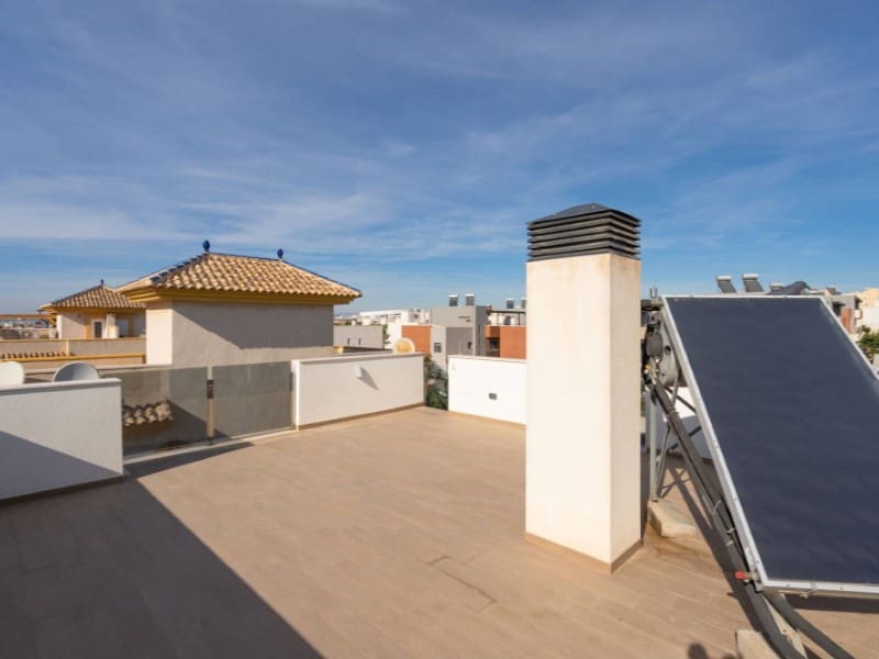 5 camera da letto Villa in vendita in Torrevieja con piscina - 549.000 € (Rif: 8615530)